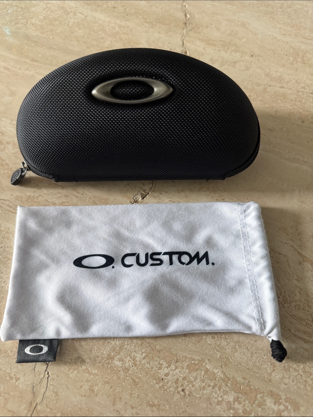 Oakley Custom Sunglasses Hard Case with White O.Custom Microbag - Black
